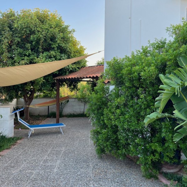 Monolocale con giardino a due passi dal mare — foto 1