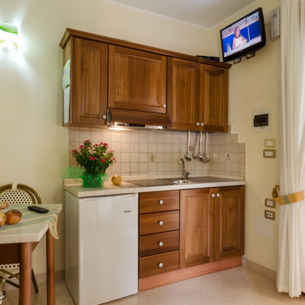 Residence Salù - Bilocale con giardino — foto 6